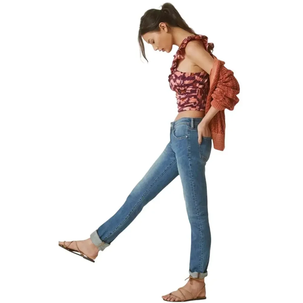Anthropologie Pilcro Slim Boyfriend Mid Rise Jeans Size 29 Vintage Stretch Denim